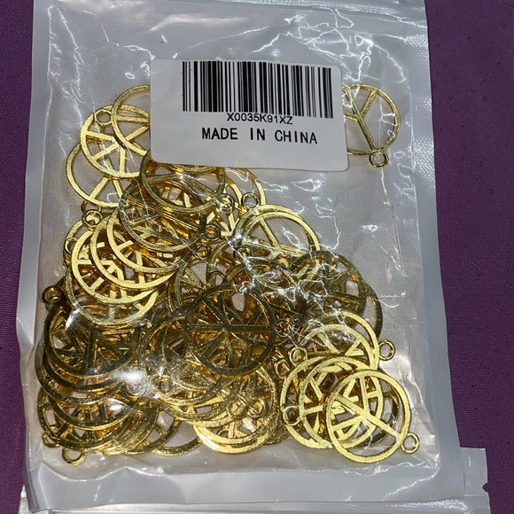 Peace signs silver color and gold color new for chains crafts create something - Picture 5 of 8